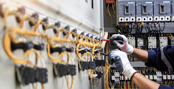 Professional Electrician technician working in Bay, AR
